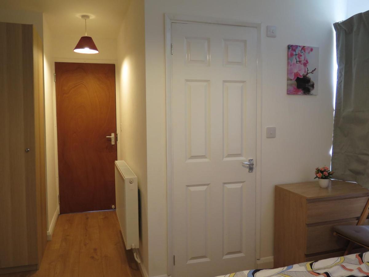 Langdale House - Single, Twin & En-Suite Double Rooms - Total 5 Rooms 9 Beds, Kitchen, Free Wi-Fi & Parking Derby Exterior photo